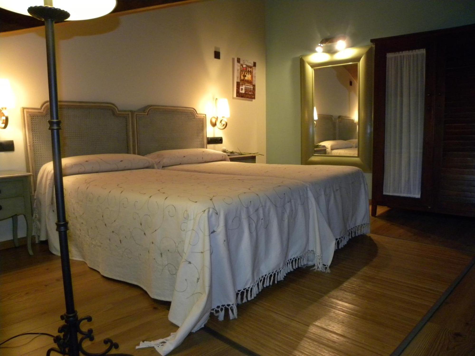 Hotel Valle Del Silencio San Esteban de Valdueza Dış mekan fotoğraf