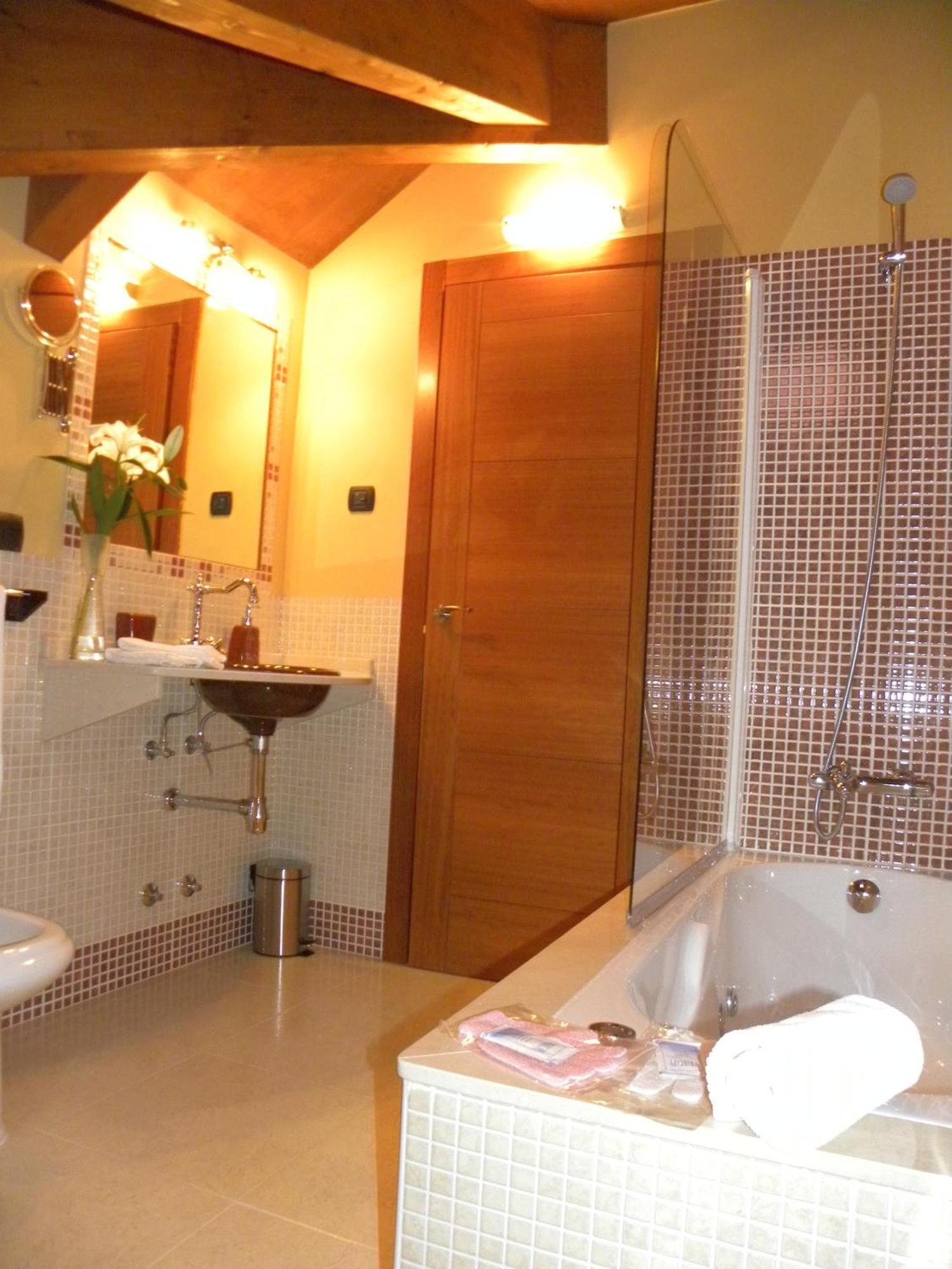 Hotel Valle Del Silencio San Esteban de Valdueza Dış mekan fotoğraf
