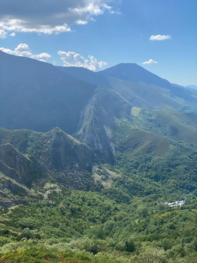 Hotel Valle Del Silencio San Esteban de Valdueza Dış mekan fotoğraf