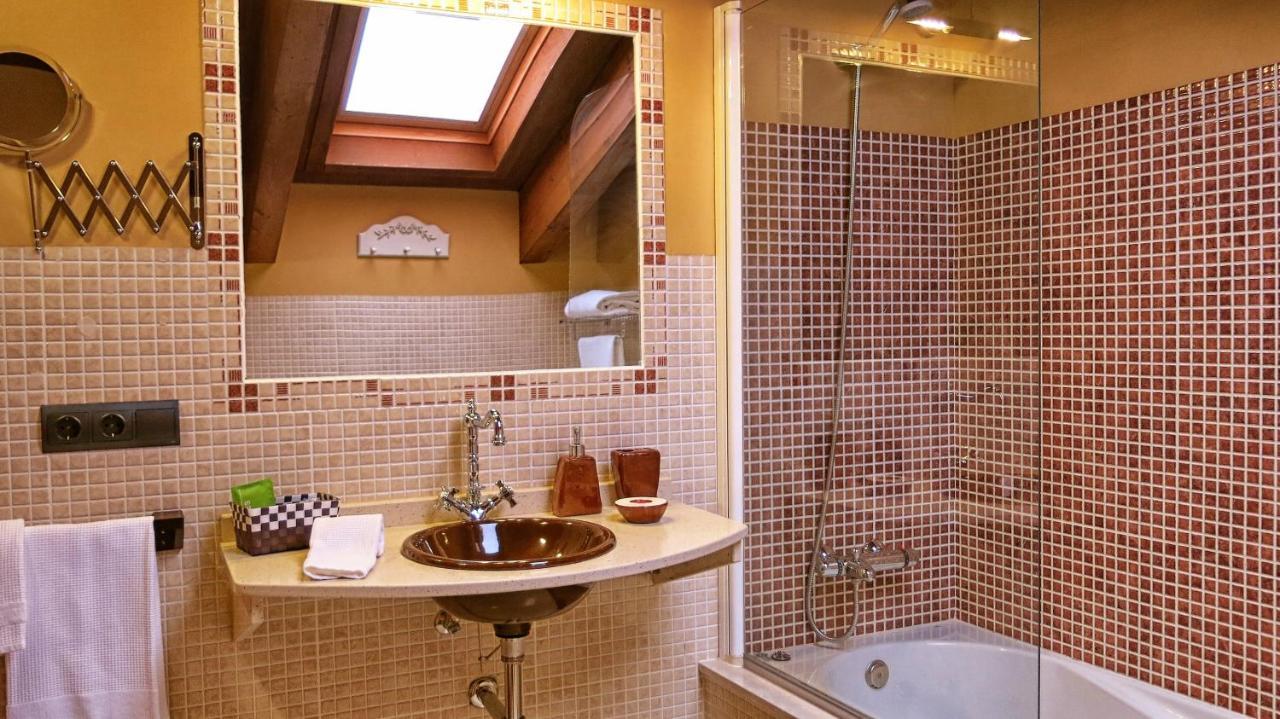 Hotel Valle Del Silencio San Esteban de Valdueza Dış mekan fotoğraf